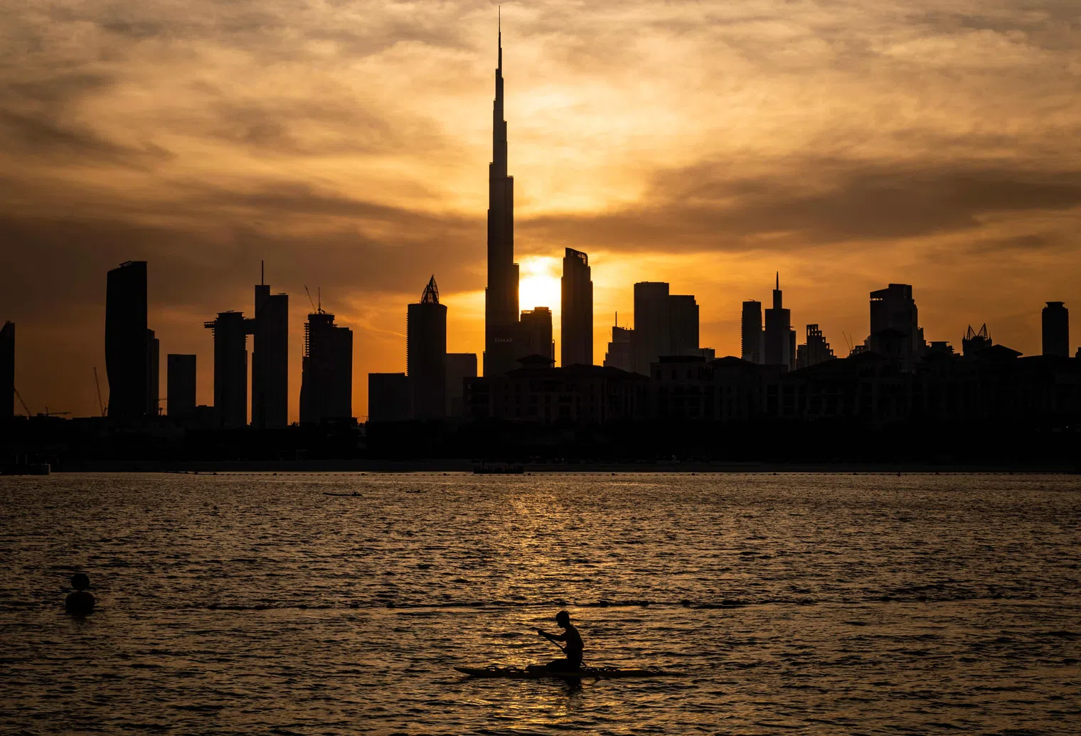 Exploring the UAE’s Emerging Role in Global Wealth Management